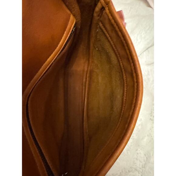 Vintage 1998 Coach 6834 British Tan Small Saddle Bag Crossbody – Restored - Picture 3 of 16